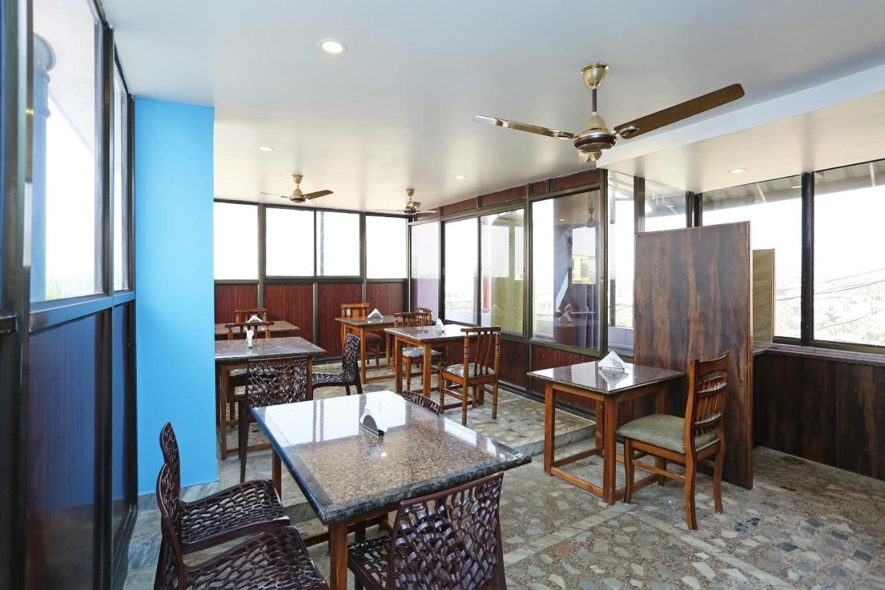 Super Hotel O Cherry City Cottage Dispur Екстер'єр фото